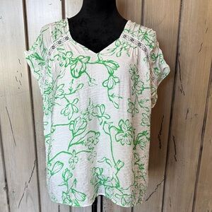 JODIFL White V-Neck Tunic Top with Green Floral Print